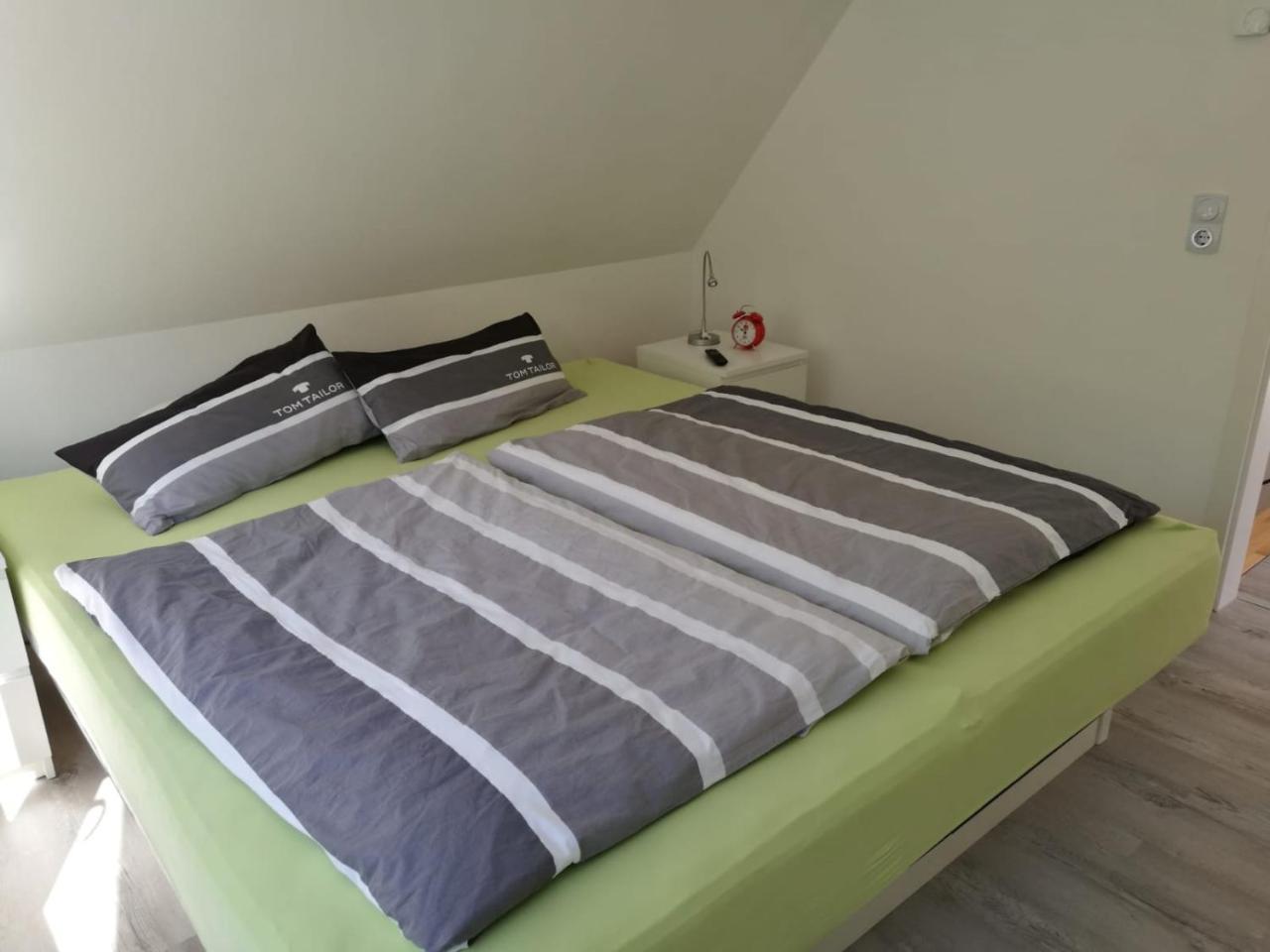 Ferienhaus Goermer Mit Wasserbett Schmölln Buitenkant foto
